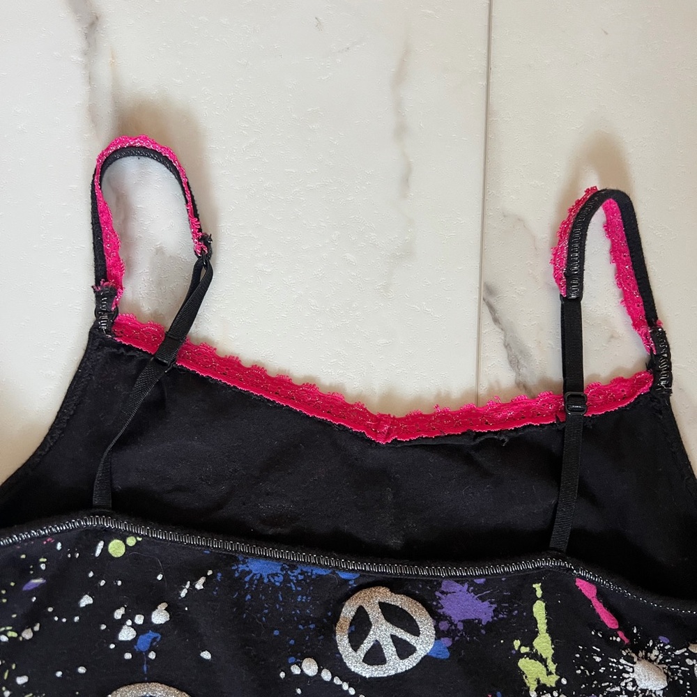 Peace Sign Tank Top - Picture 5 of 5